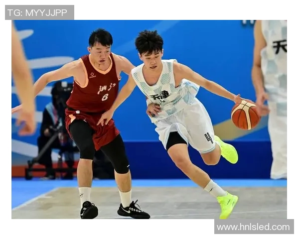 杭州篮球队实力强劲跻身全国前十名引发热议