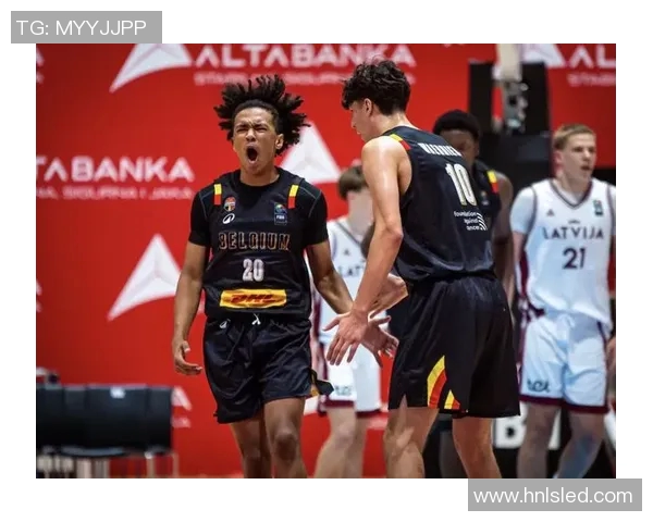 意大利U18青年队迎战拉脱维亚全力争胜展现青春风采