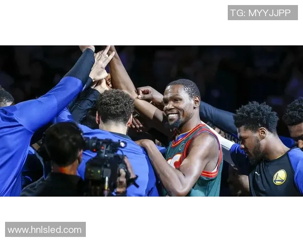 多诺万米切尔带领球队重返巅峰的奋斗历程与精彩瞬间 多诺万米切尔带领球队重返巅峰的奋斗历程与精彩瞬间