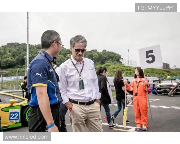 永昌与力帆球迷激情对决共谱足球盛宴的热血篇章