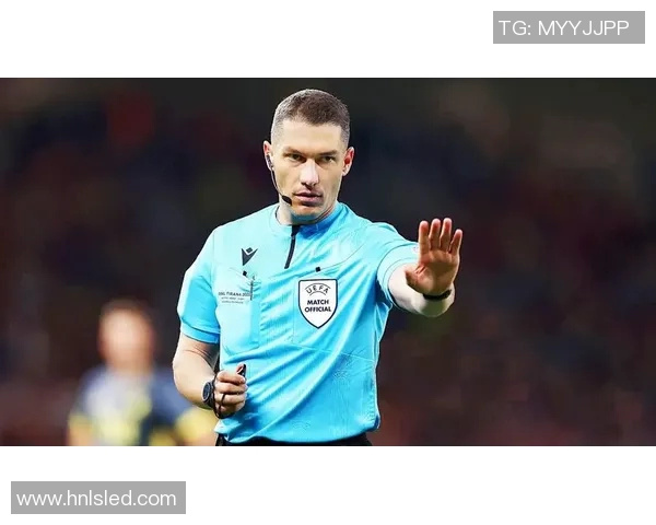 欧冠决赛裁判引发热议曾执法世界杯决赛的名哨再遭质疑