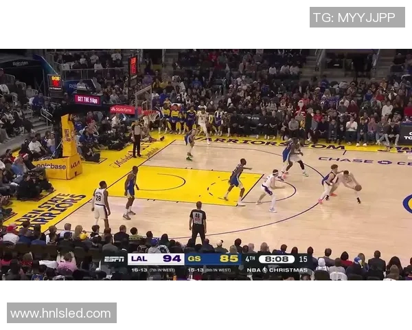 湖人勇士圣诞大战精彩回放全程回顾与分析 湖人勇士圣诞大战精彩回放全程回顾与分析