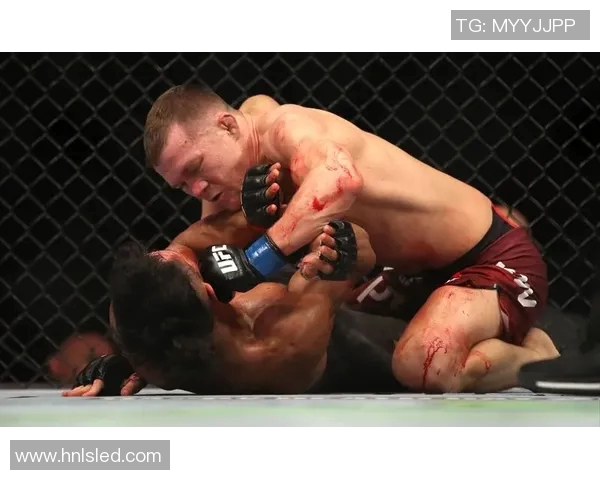 UFC精彩对决鳄鱼与大攀悠谁能胜出引发热议