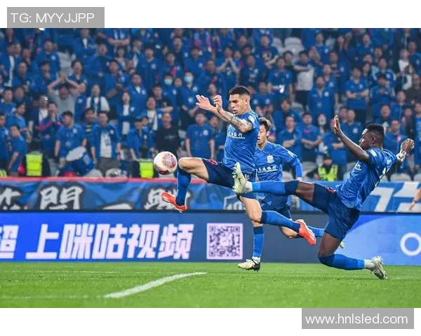 世界杯精彩对决日本队迎战新西兰队势均力敌争夺胜利荣耀