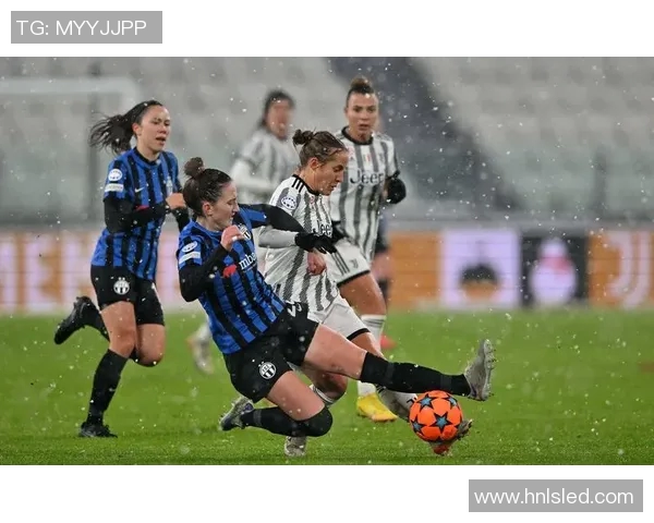 欧冠小组赛精彩对决苏黎世迎战莫斯科球队全力争胜